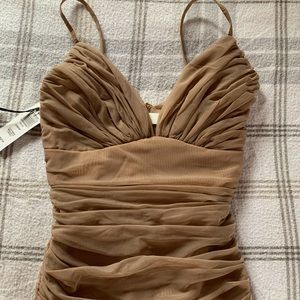 NWT Aritzia Babaton bodysuit